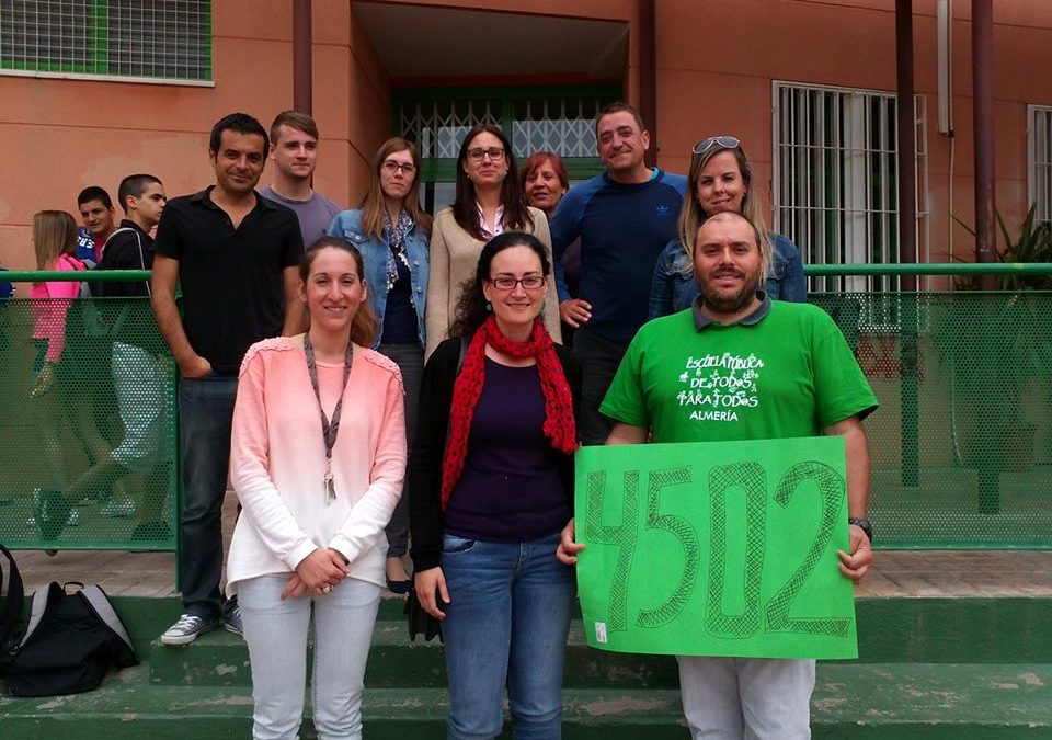 El IES Carlos III (Almería)  apoya a los compañeros/as encerrados en Sevilla