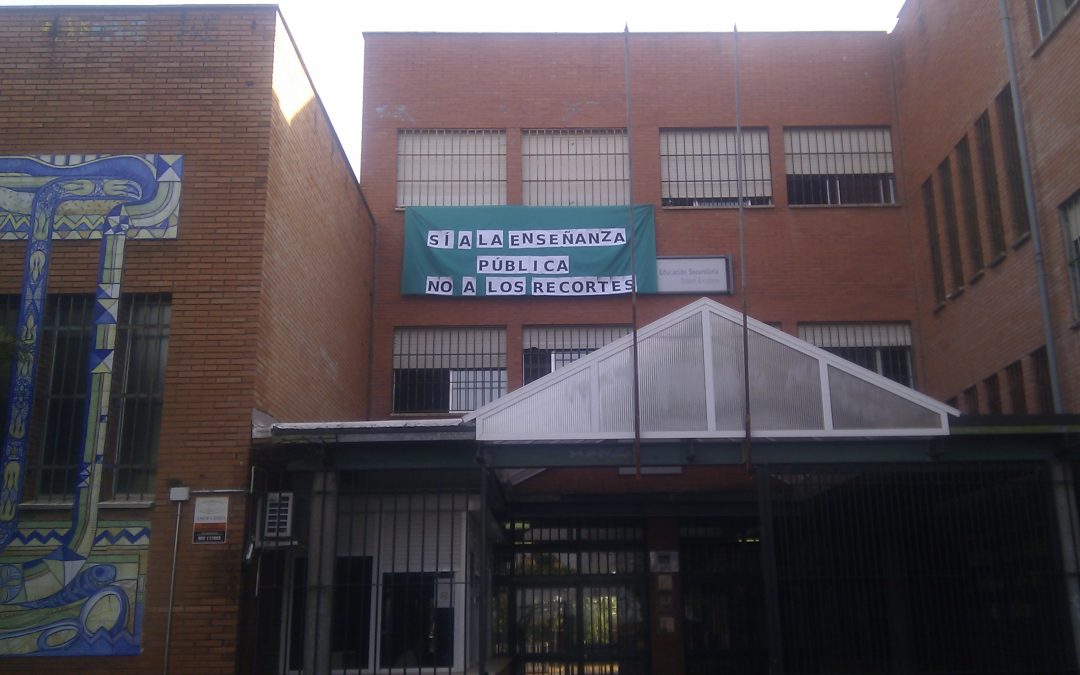 IES Albert Einstein en lucha por los recortes  en educación.