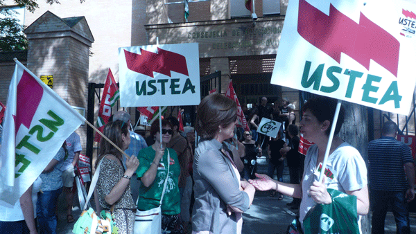 USTEA Sevilla participó en cortar la Ronda del Tamarguillo