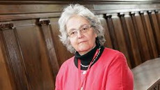 Opinión. Soledad Gallego-Díaz «Peligro: se negocian tratados»
