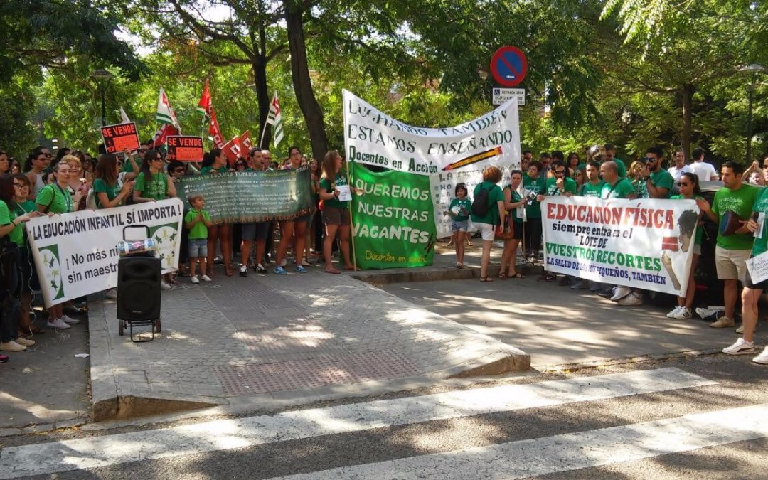 Concentración por la Educación contra los recortes 25 de julio de 2017