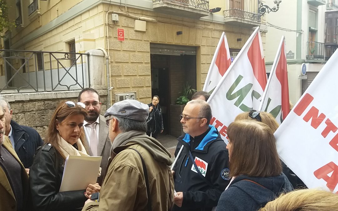 USTEA Granada interpela a la Consejera de Educación de la Junta de Andalucía