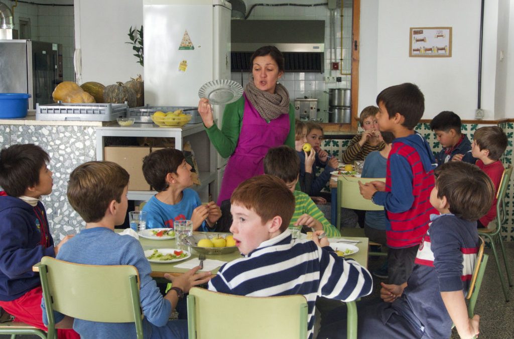 ¡NO ME TOQUES LA OLLA! La Junta impone el catering en el CEIP Gómez Moreno de Granada