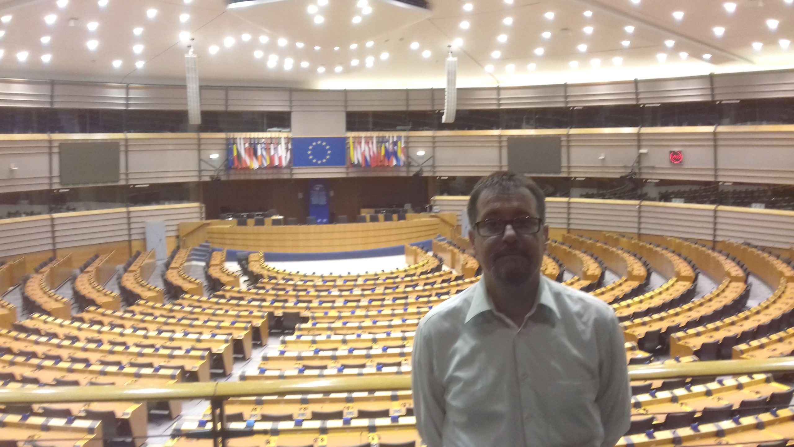 FOTO PARLAMENTO Miguel Mtnez