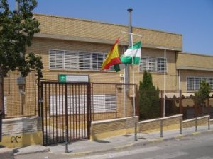 Almeria. Supresión de líneas en centros públicos