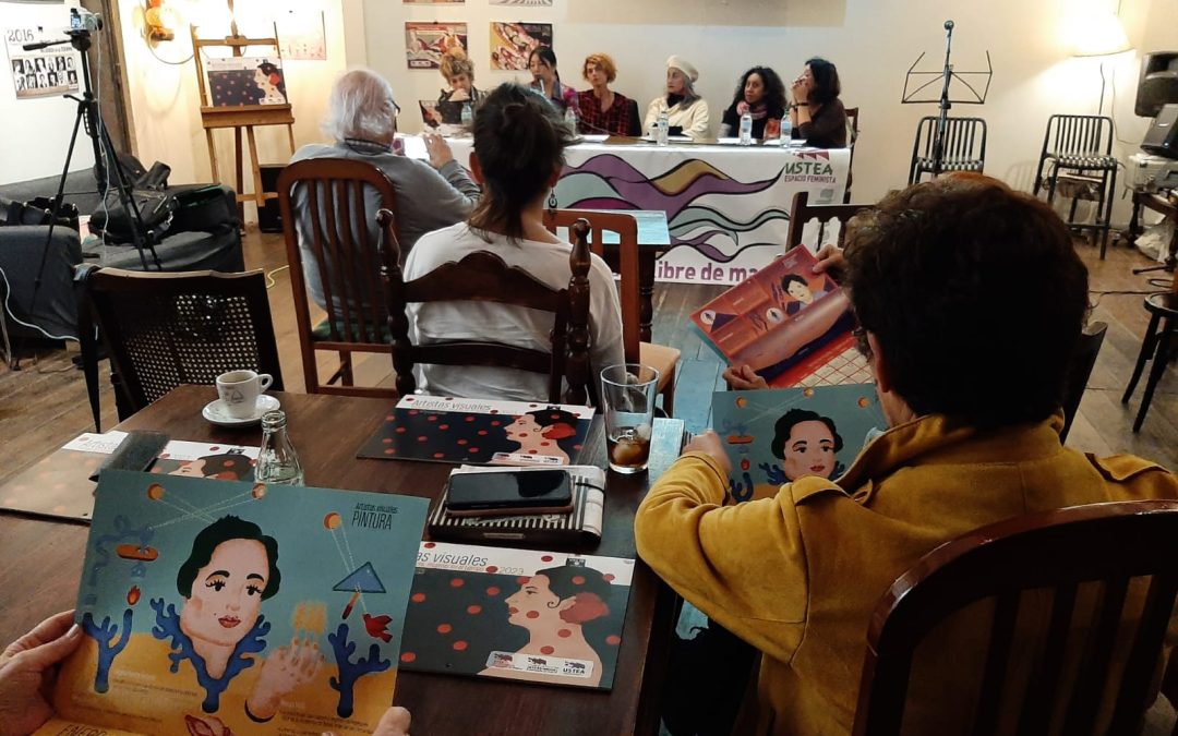 USTEA presenta en Sevilla el Calendario Coeducativo «Tiempo de mujeres, mujeres en el tiempo», que reúne a una treintena de mujeres del mundo de las artes visuales
